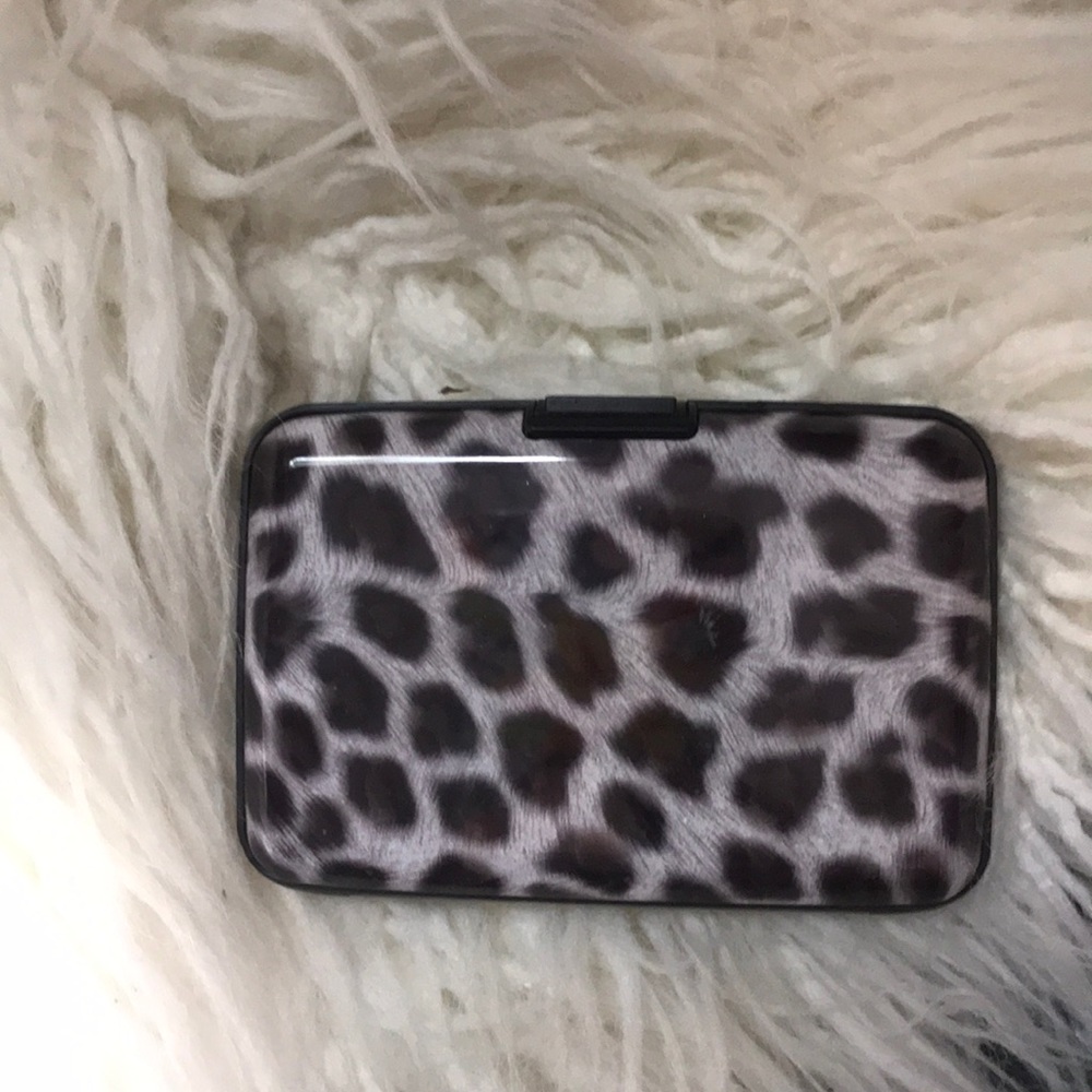 Cheetah card holder